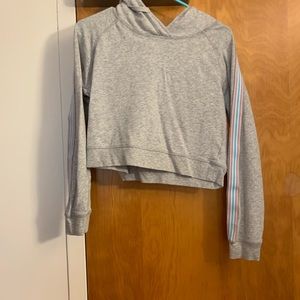 Cropped sweatshirt